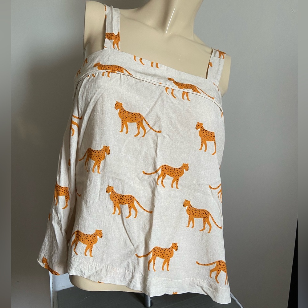 Medium BOAH cheetah cat pattern summer tank top
